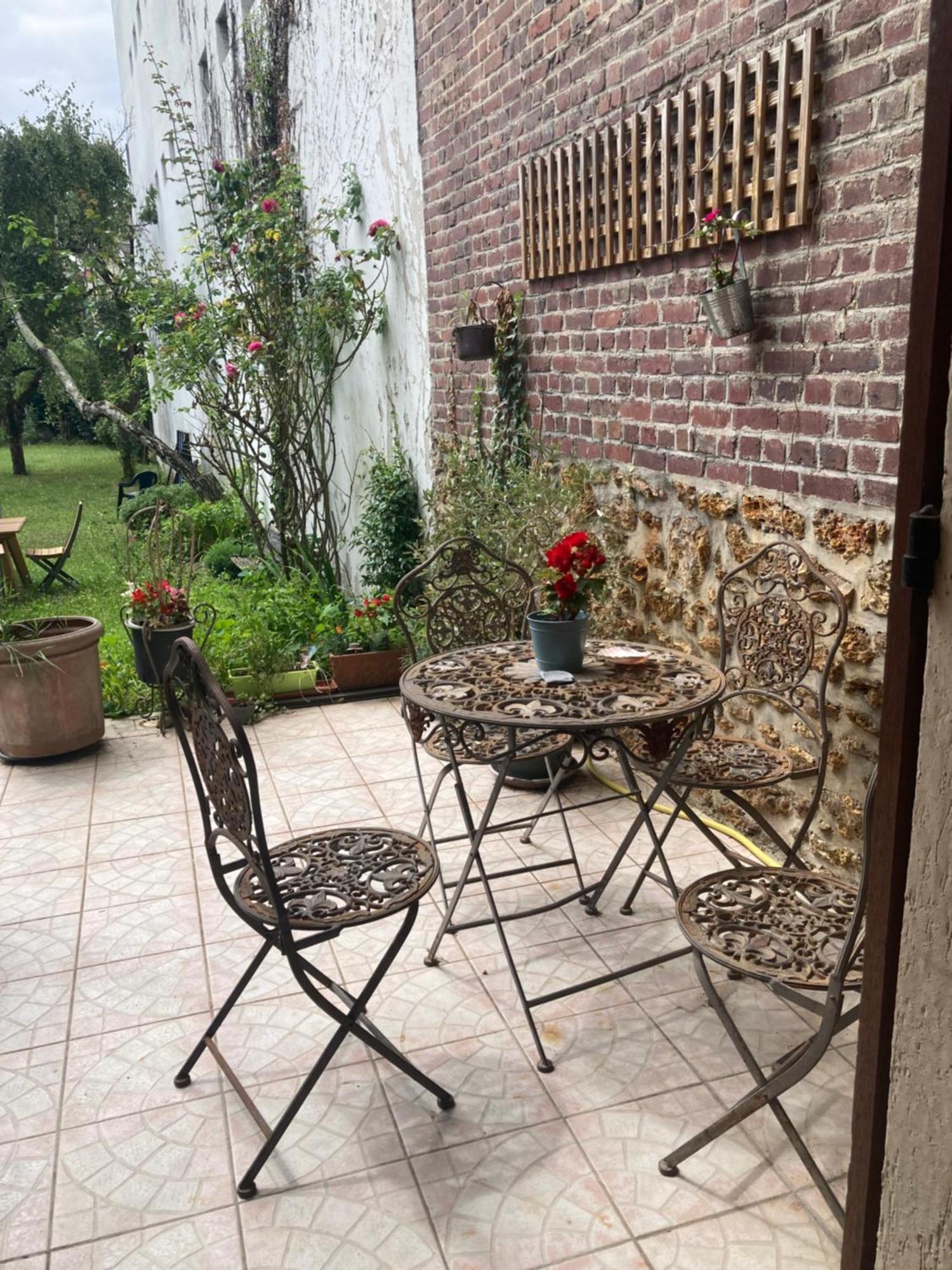 Studio Avec Terrasse Sur Jardin Fontenay-sous-Bois Kültér fotó
